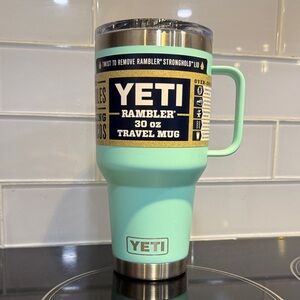 YETI Rambler 30 oz Mug - Light Blue